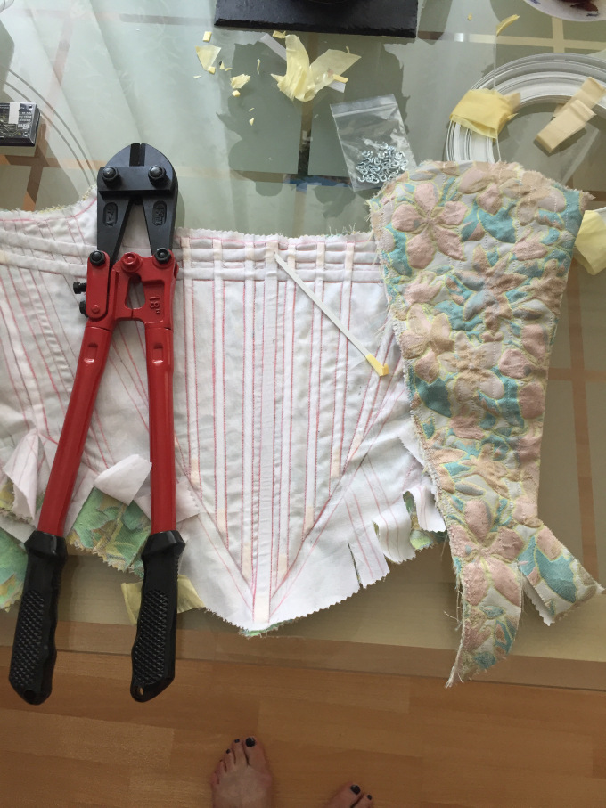 Making a Set of 18th Century Undergarments - Tailored by Mr. Spinalzo