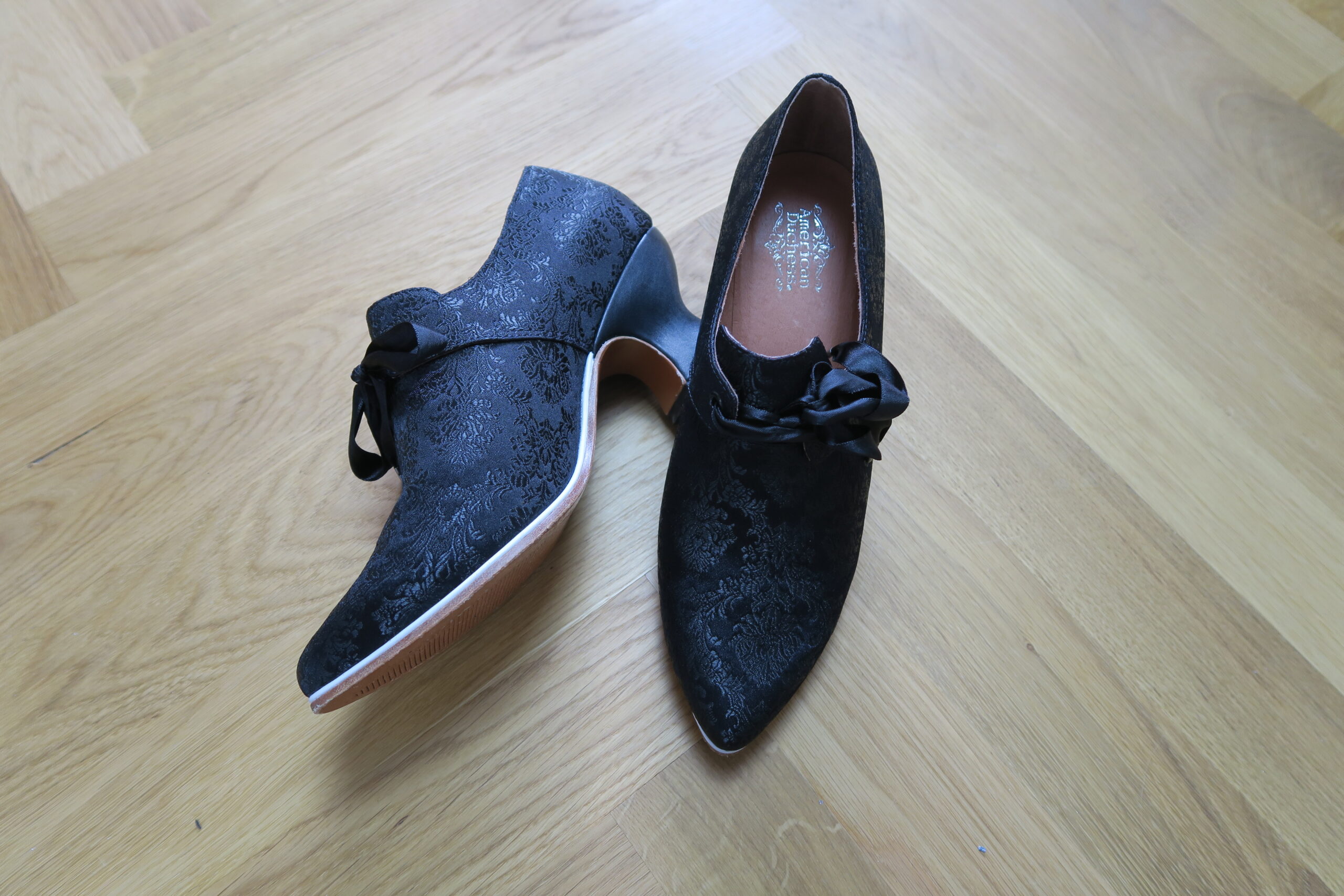 How to Dye Ivory Leather Shoes – American Duchess Blog